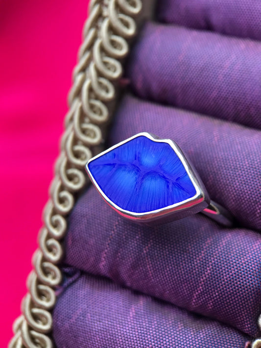 Deep Blue Lip Ring, Size N 1/2